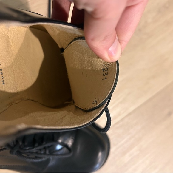 J. Crew women’s  Black Leather Shoes made in Italy - Picture 9 of 10